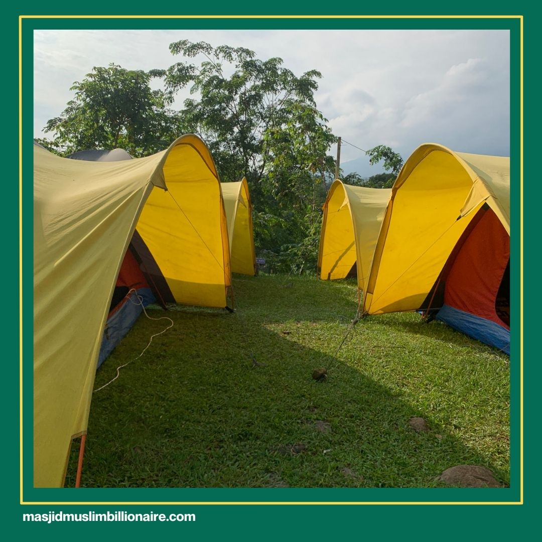 glamping atau camping