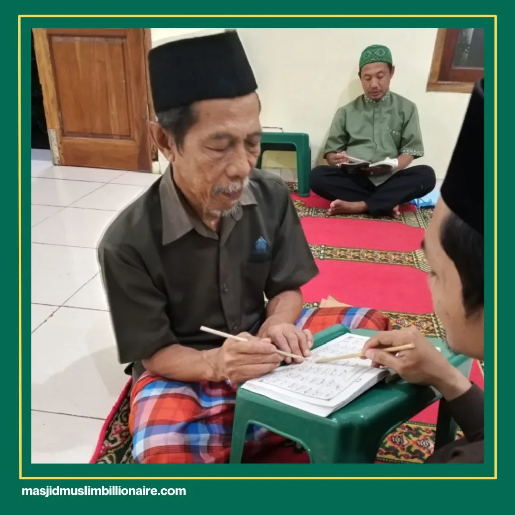 siapa yang berhak menerima wakaf al quran