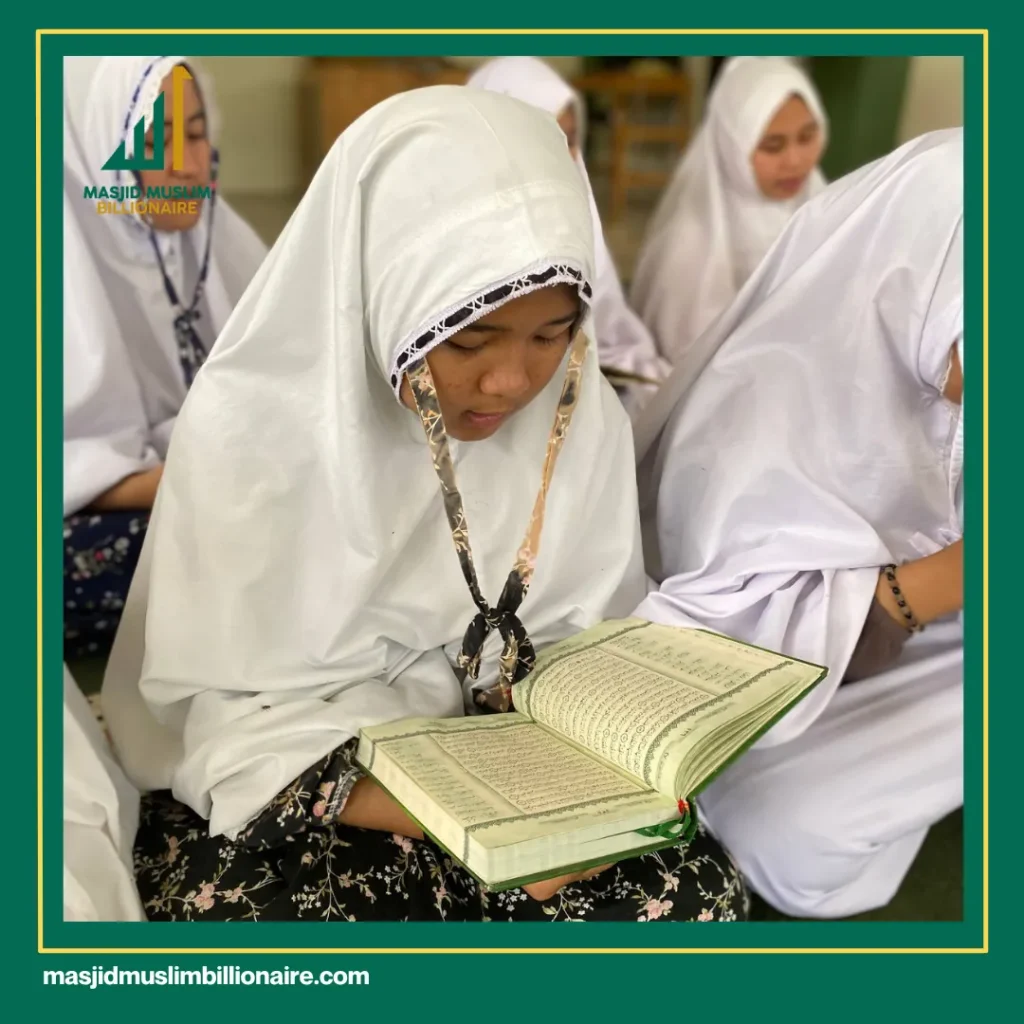 Manfaat Beramal di Masjid Tinjauan Teologis, Psikologis, dan Sosial Peradaban